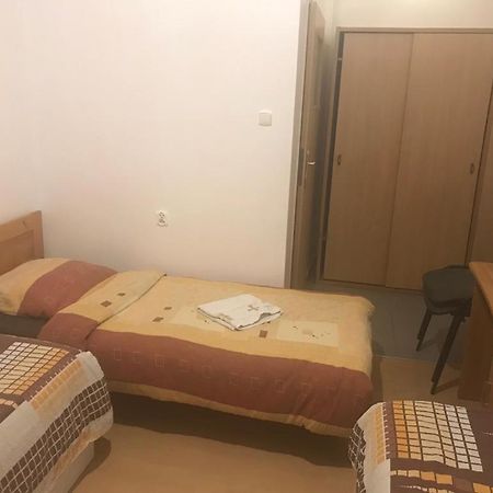 Clarus Mons Studio Hostel Ζεστοκόβα Εξωτερικό φωτογραφία
