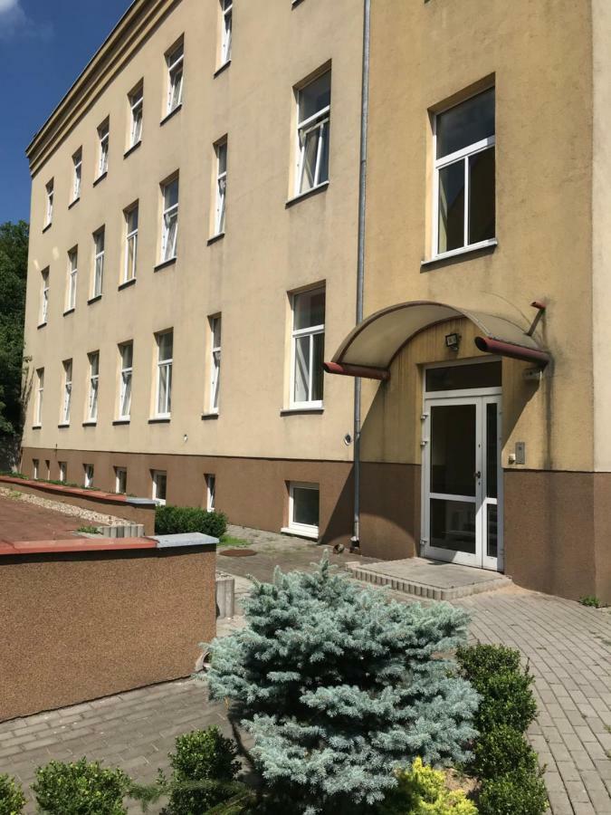 Clarus Mons Studio Hostel Ζεστοκόβα Εξωτερικό φωτογραφία
